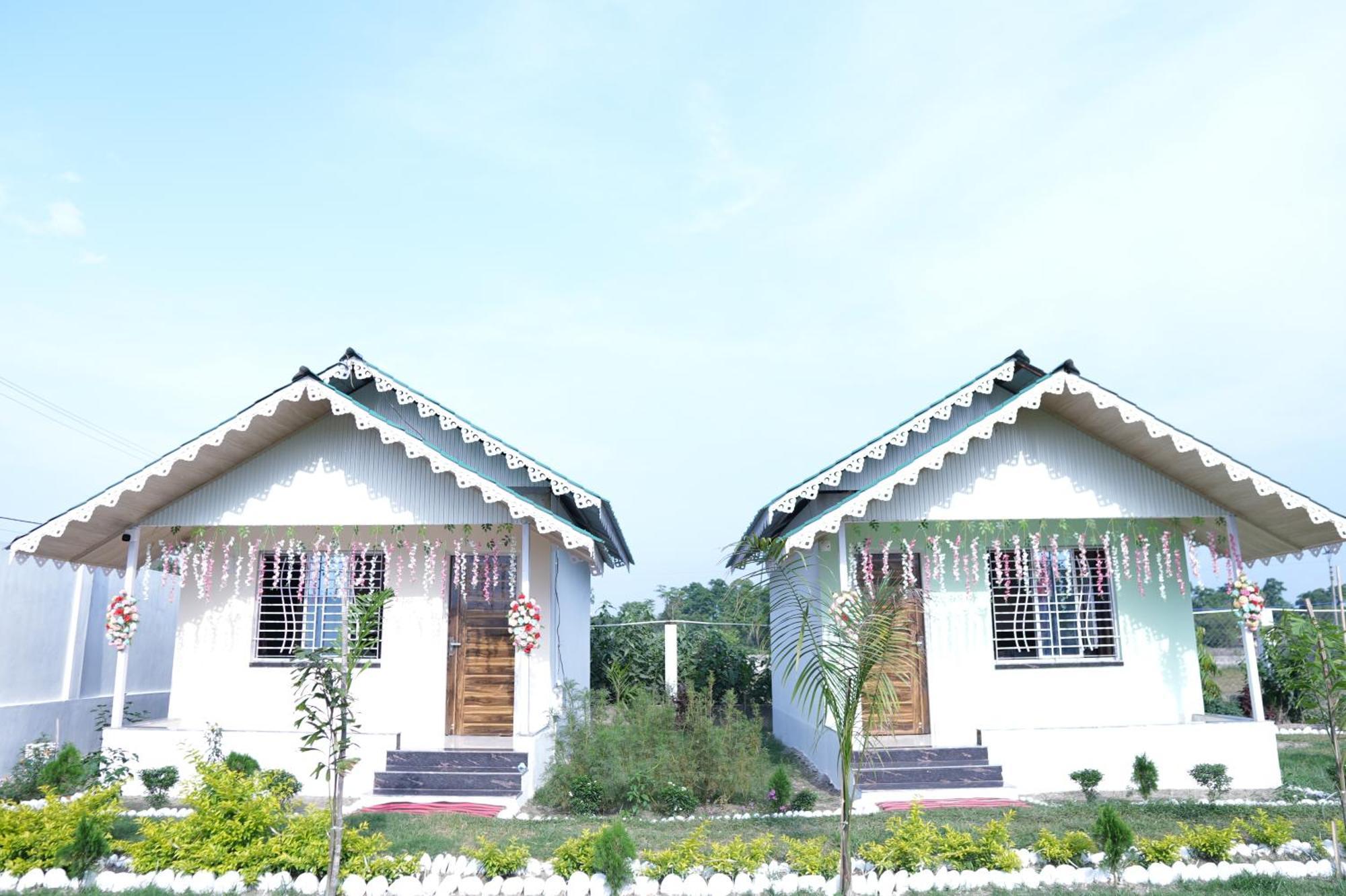 Queen Of Dooars Eco Resort Chālsa Exteriör bild